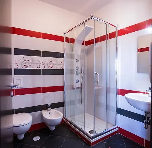 Отель Cliche Сан-Лючидо